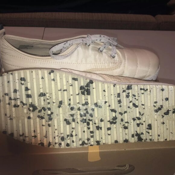 Cool Planet by Steve Madden Women’s US 10 Loungee Shoes NIB Ivory - Picture 3 of 4